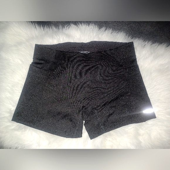 Patagonia Pants - SOLD- PATAGONIA STRETCHY SHORTS